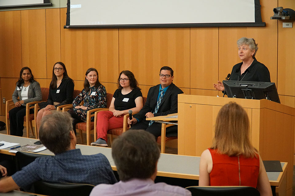 Dr. Angela Wilks leads panel of alumni in discussing their careers at government agencies.